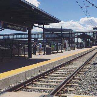 A first of its kind transportation test in Denver, free Lyft rides being offered to and from a light rail station to commuters. How could a similar collaboration impact your daily commute in your area? http://pxl.to/I31R303wb3b #lightrail #denver #lyft #commute #transport #sustainable #mobility #metropool